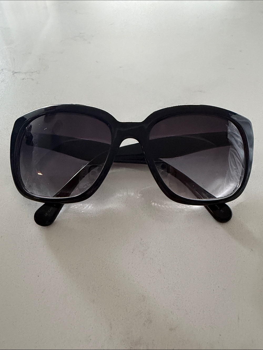 Vera Wang Oversized Black Gradient Women's Sunglasses